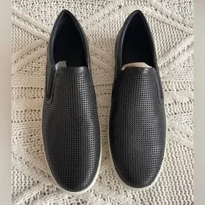 Vince | Shoes | Vince Mens Ace Slip On Shoes | Poshmark display picture 1